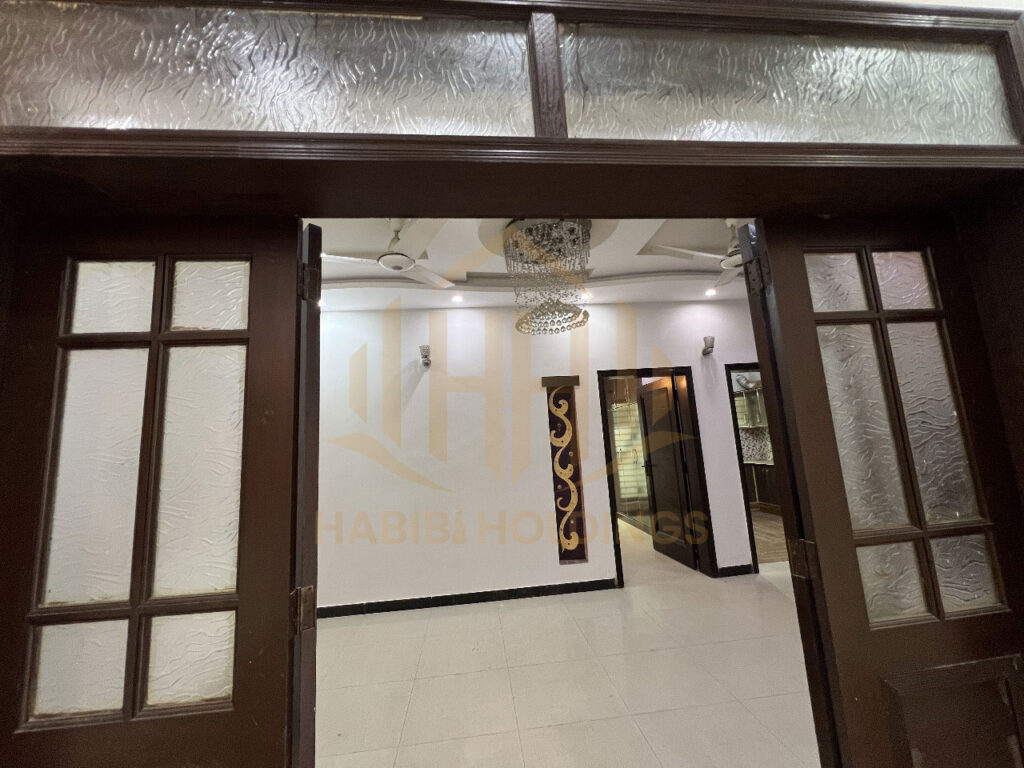 5 Marla Used House CC Block Sector D Bahria Town Lahore