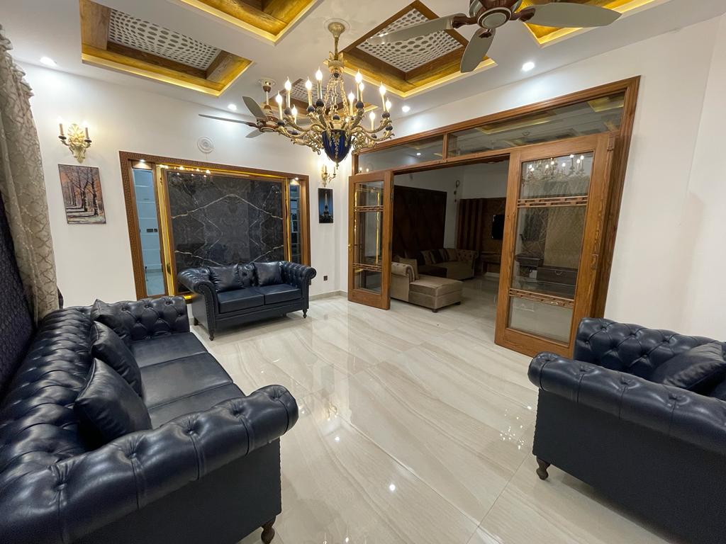 12 Marla House for Sale in Gulbahar Block Lahore