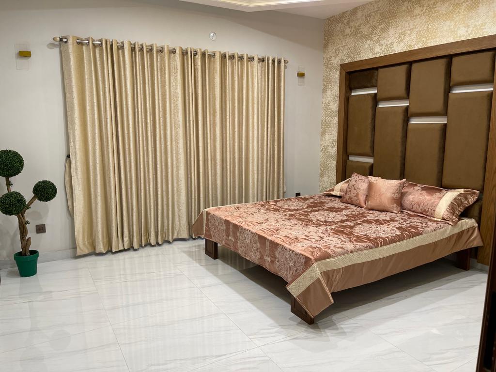 12 Marla House for Sale in Gulbahar Block Lahore