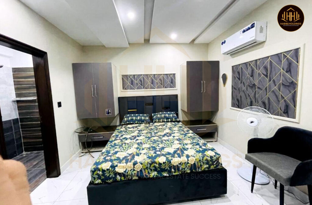 Apartment for Sale in Bahria Town Lahore
