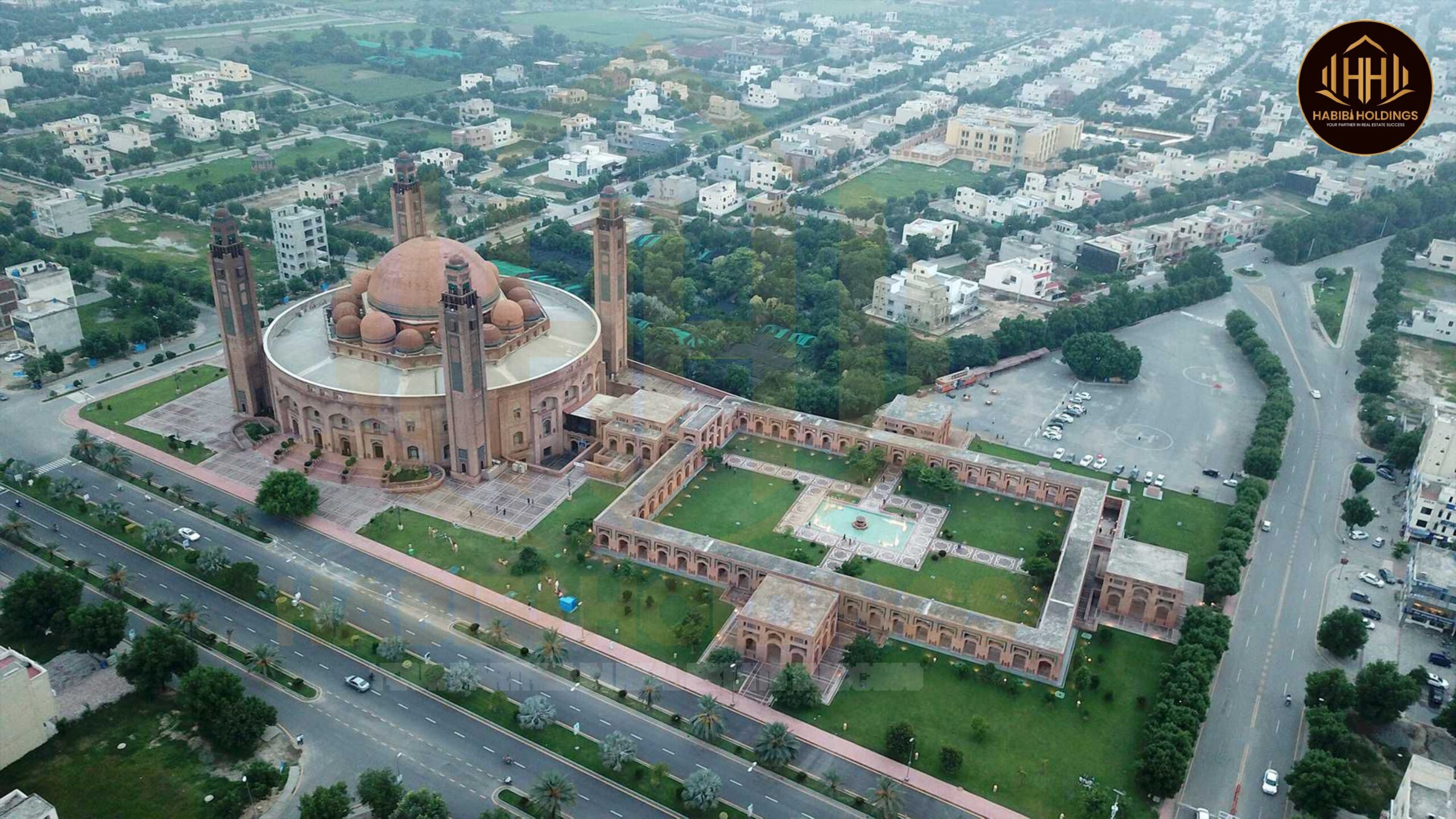 Bahria Town Lahore: A Modern Living Experience with Endless Opportunities